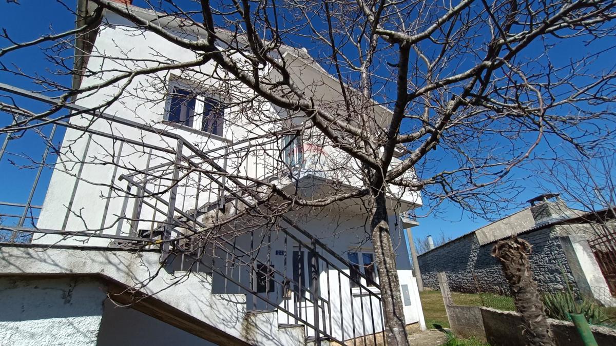 Istra, Hiša Bokordići, Svetvinčenat, 200m2
