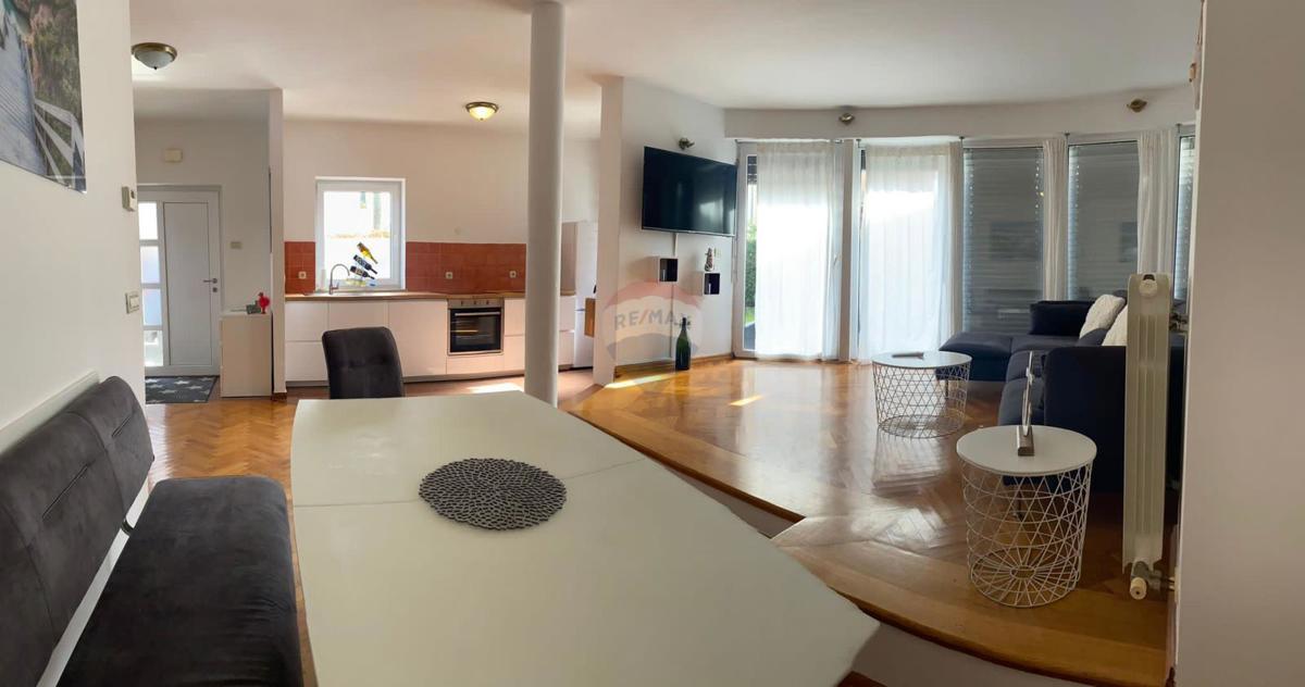 Hiša Rovinj, 580m2
