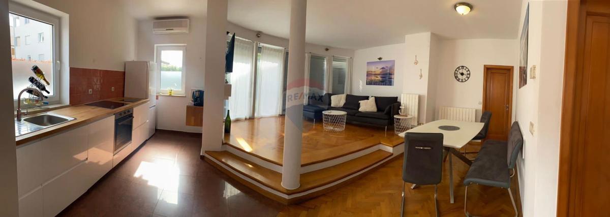 Hiša Rovinj, 580m2