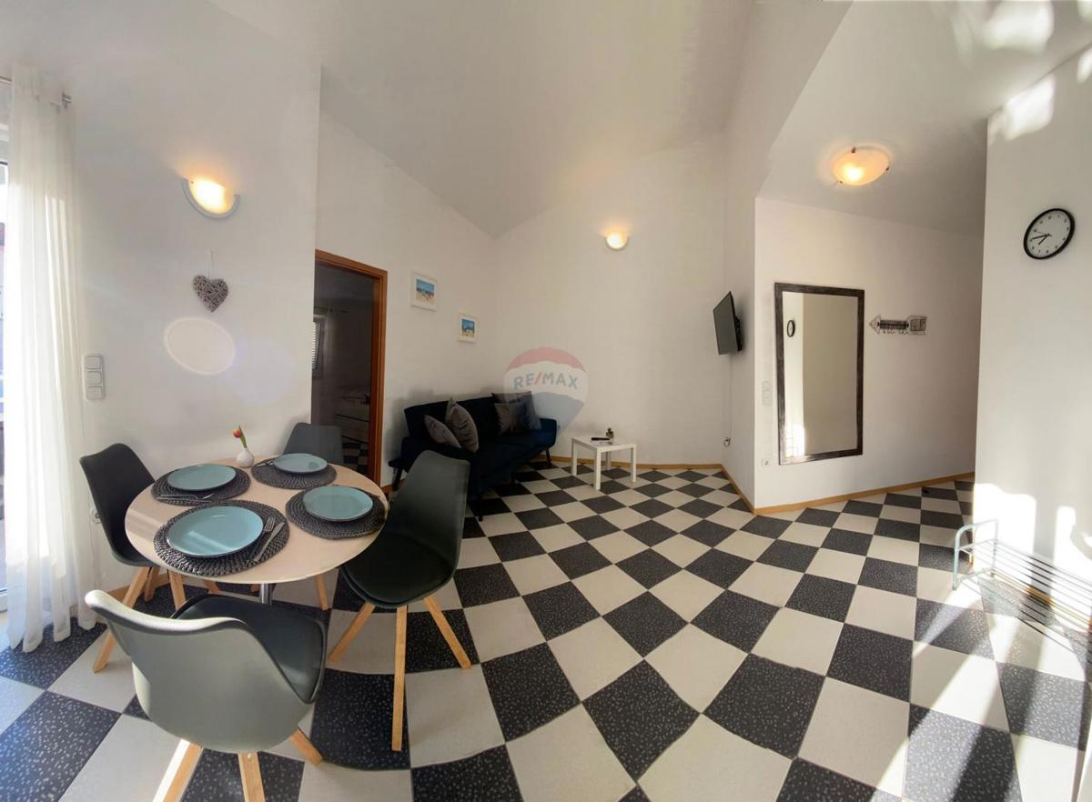 Hiša Rovinj, 580m2