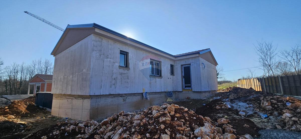 Hiša Žminj, 121,30m2