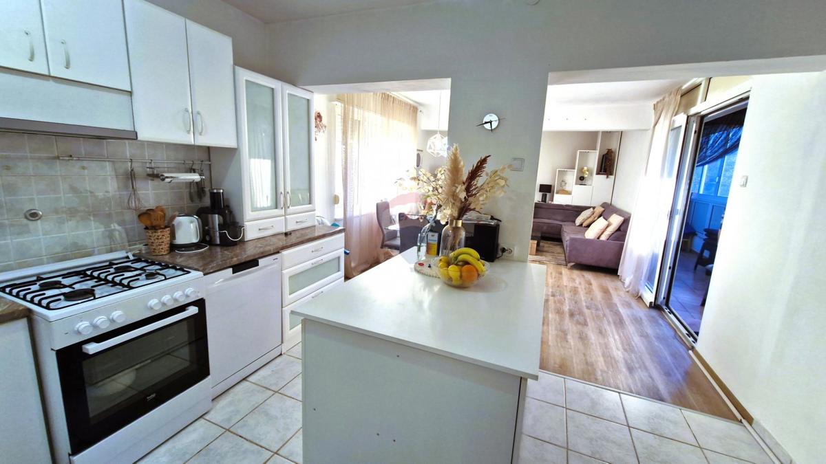 Stanovanje/Apartma Šijana, Pula, 96m2