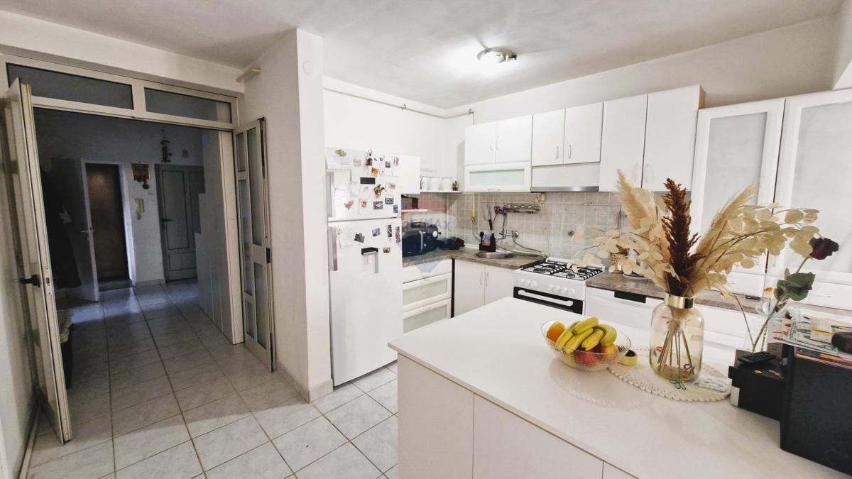 Stanovanje/Apartma Šijana, Pula, 96m2