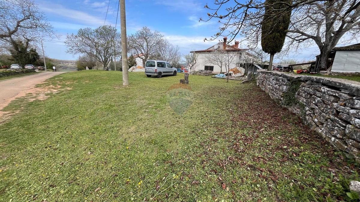 Istra, Oprtalj – Nepremičninski kompleks za turizem ali mirno podeželsko življenje