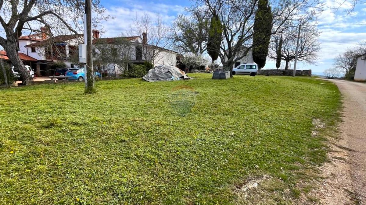 Istra, Oprtalj – Nepremičninski kompleks za turizem ali mirno podeželsko življenje