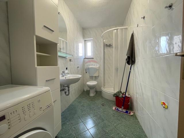 Otok Krk, Malinska, apartma s pogledom na morje, pritličje, parking