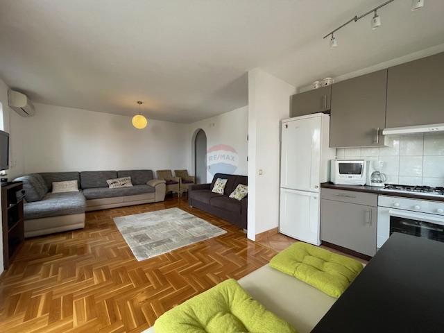 Otok Krk, Malinska, apartma s pogledom na morje, pritličje, parking