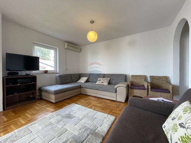 Otok Krk, Malinska, apartma s pogledom na morje, pritličje, parking