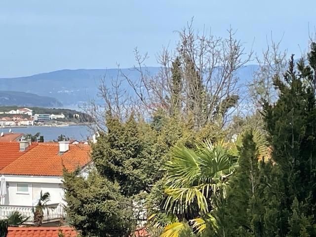 Otok Krk, Malinska, apartma s pogledom na morje, pritličje, parking