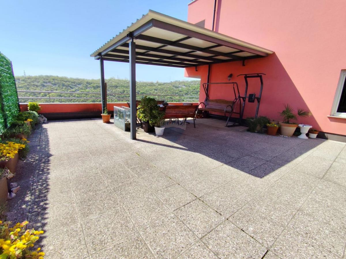 Stanovanje/Apartma Škurinje, Rijeka, 77,12m2