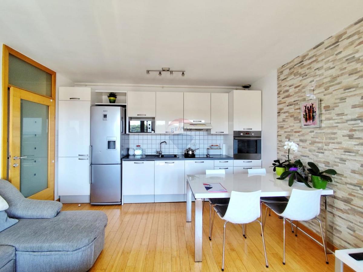 Stanovanje/Apartma Škurinje, Rijeka, 77,12m2