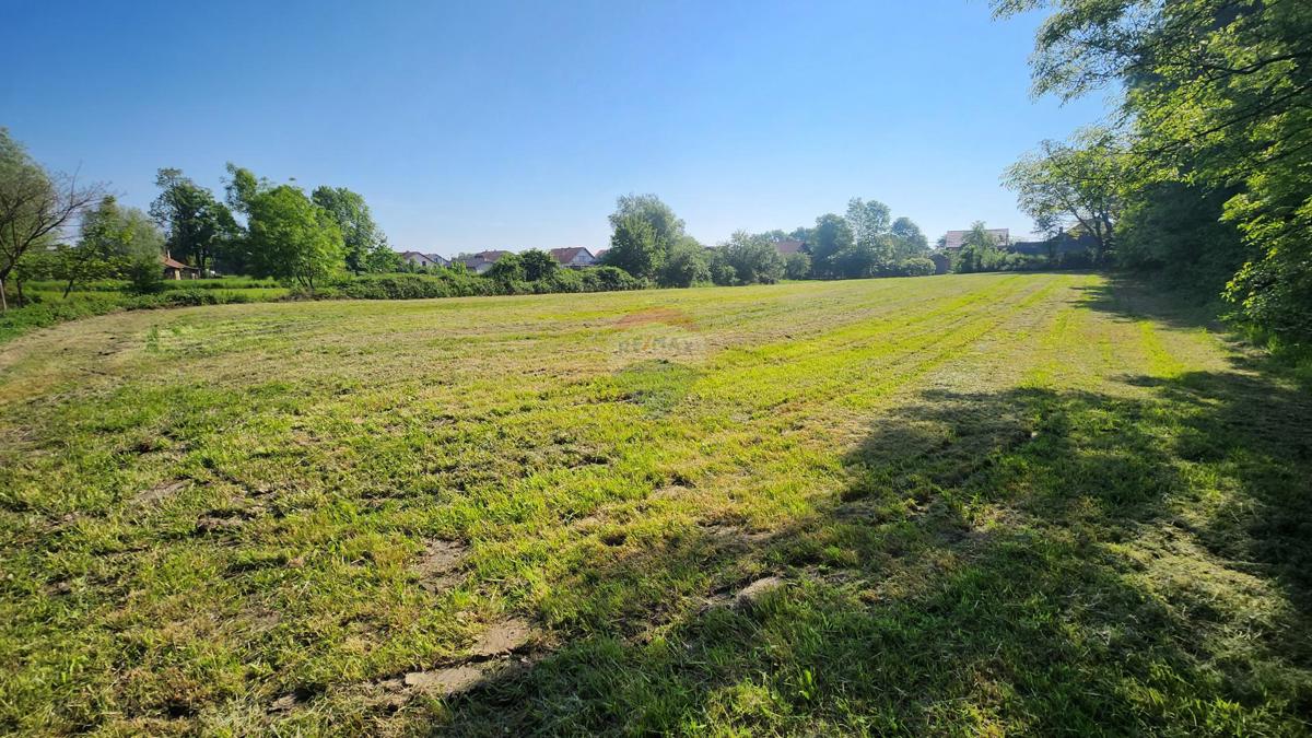 Stavbno zemljišče Centar Ivanić-Grad, Ivanić-Grad, 2.434m2