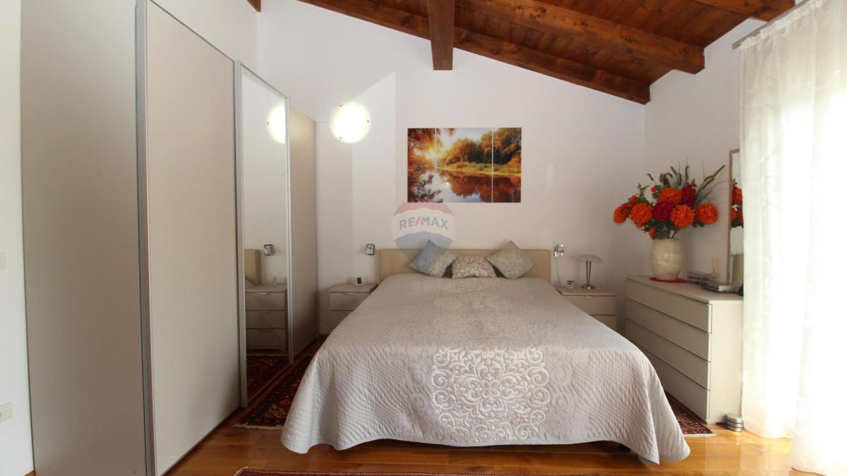 Hiša Novigrad, 105m2