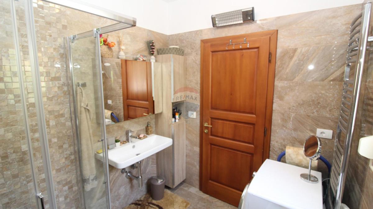 Hiša Novigrad, 105m2