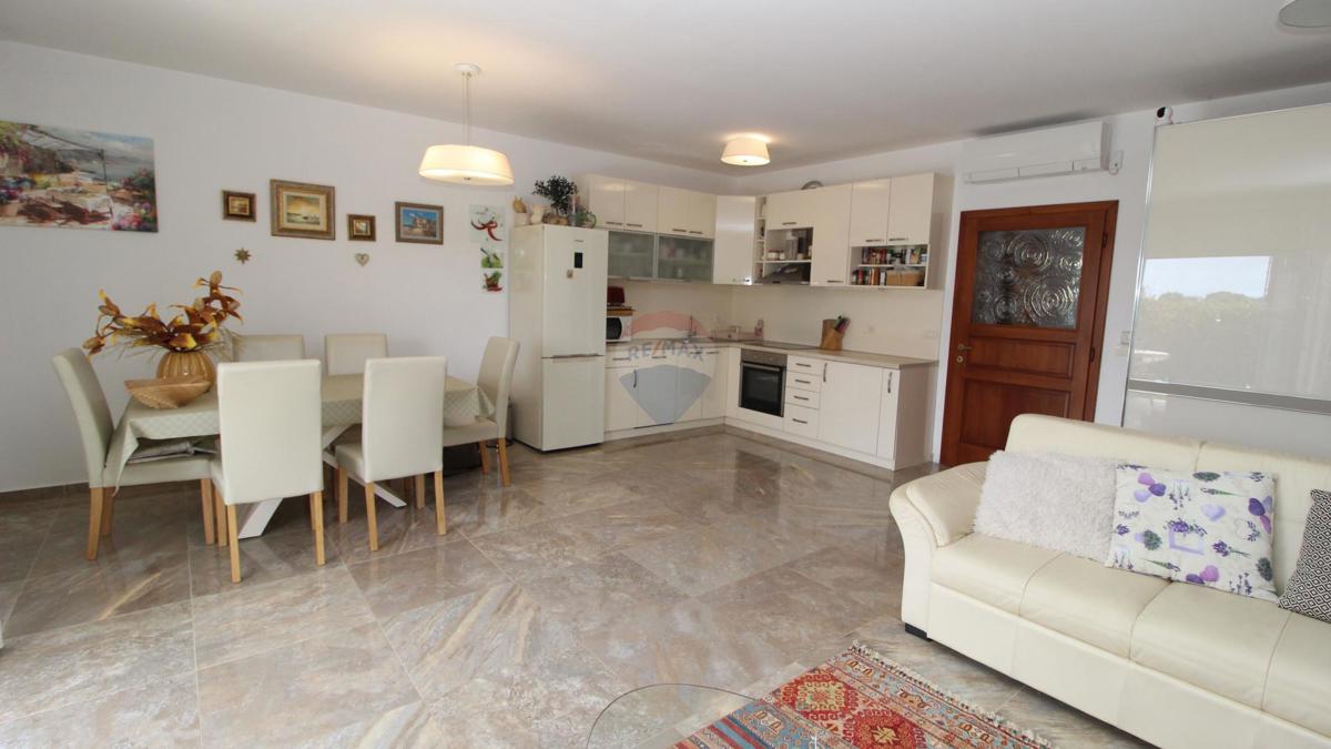 Hiša Novigrad, 105m2