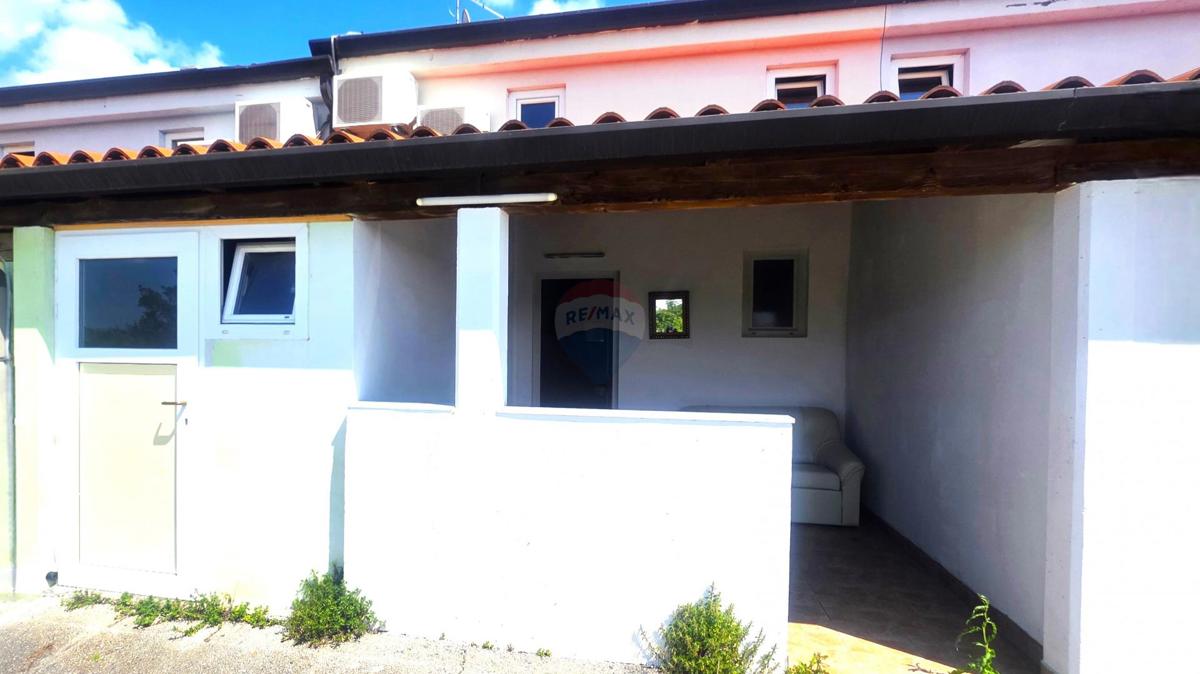 Hiša Kaštel, Buje, 75m2
