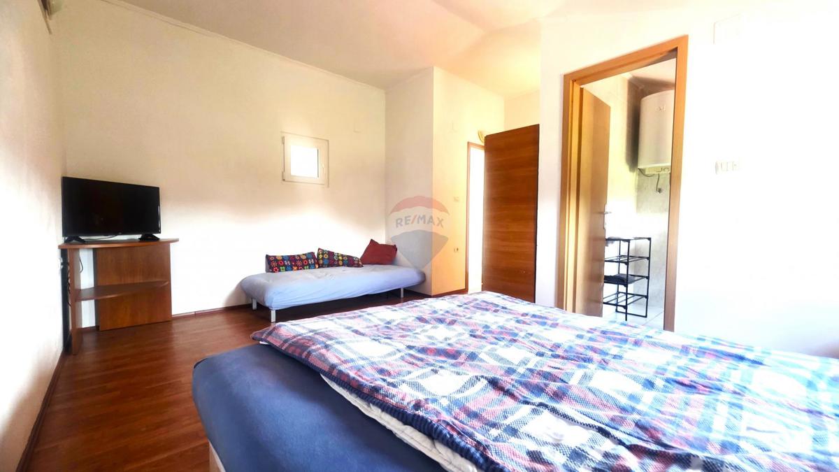 Hiša Kaštel, Buje, 75m2
