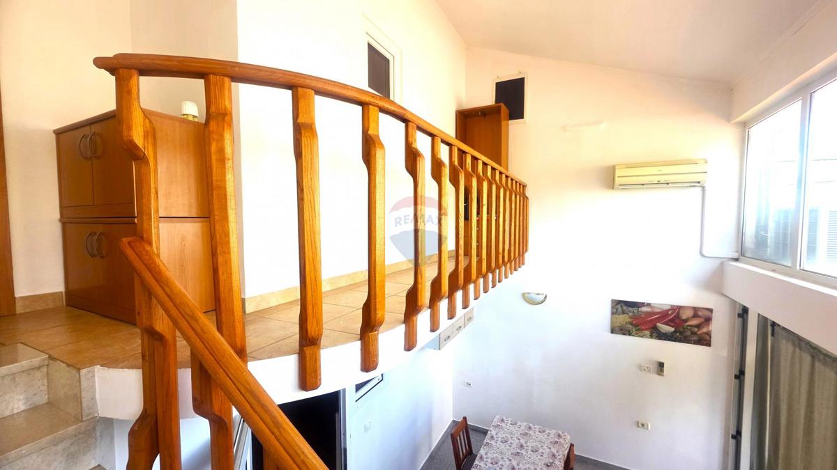 Hiša Kaštel, Buje, 75m2