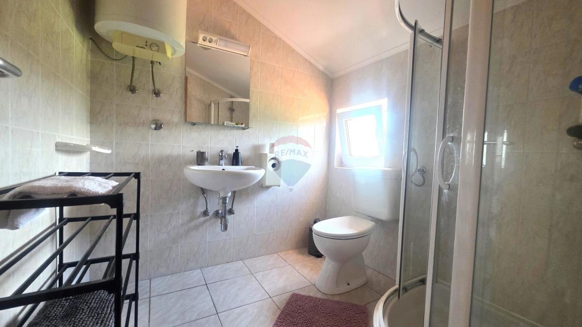 Hiša Kaštel, Buje, 75m2