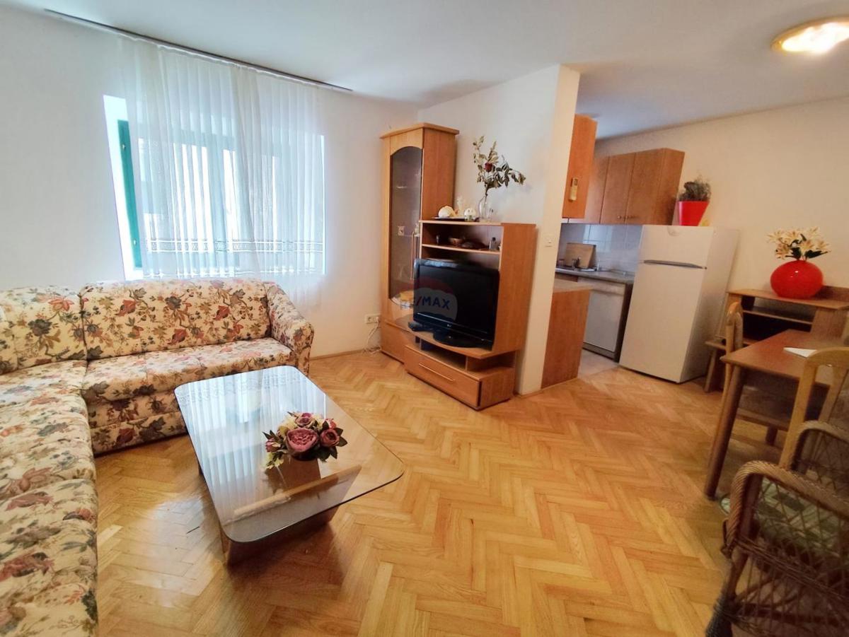 Hiša Novi Vinodolski, 100m2