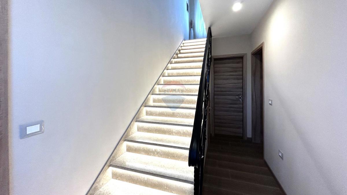 Hiša Karigador, Brtonigla, 170m2