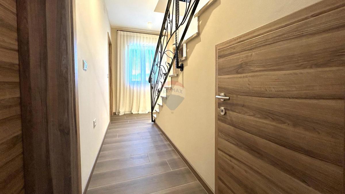 Hiša Karigador, Brtonigla, 170m2