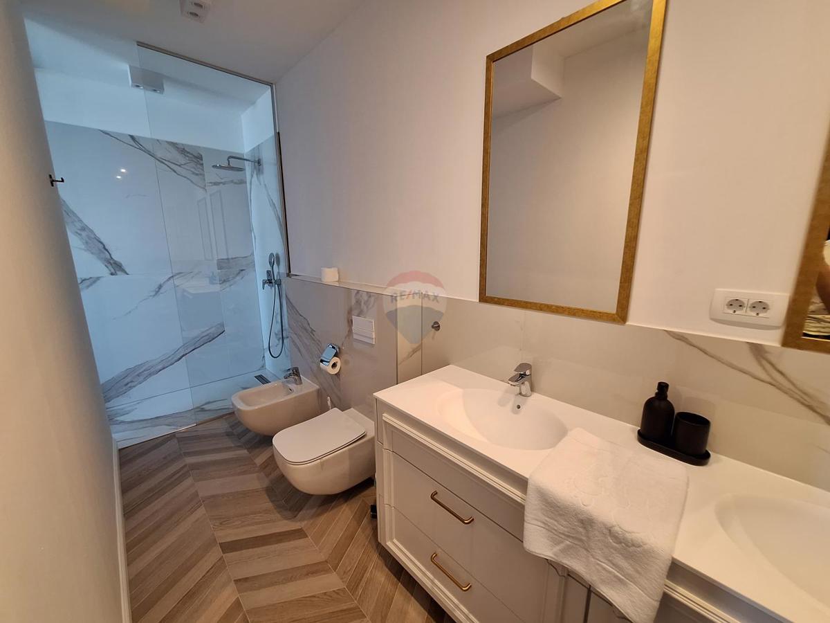 Stanovanje/Apartma Dobreć, Opatija - Okolica, 124m2