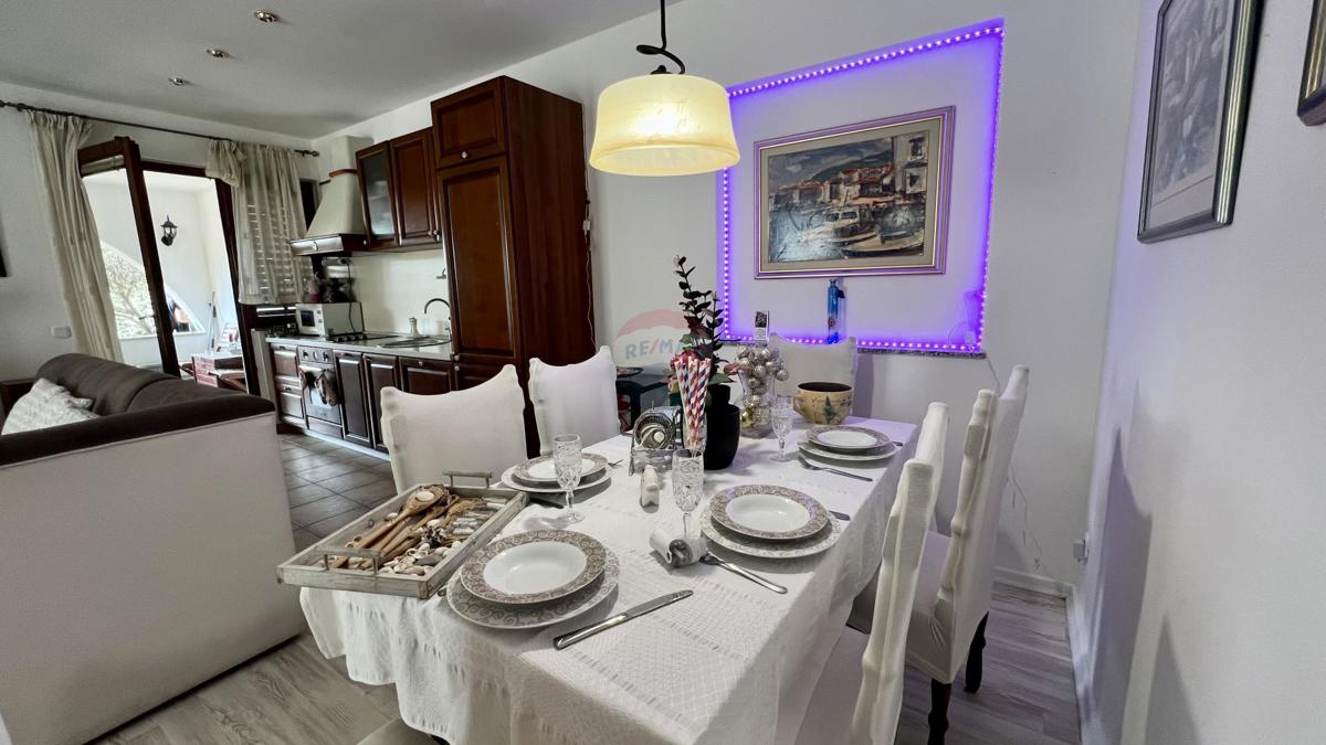 Stanovanje/Apartma Bogovići, Malinska-Dubašnica, 71,40m2