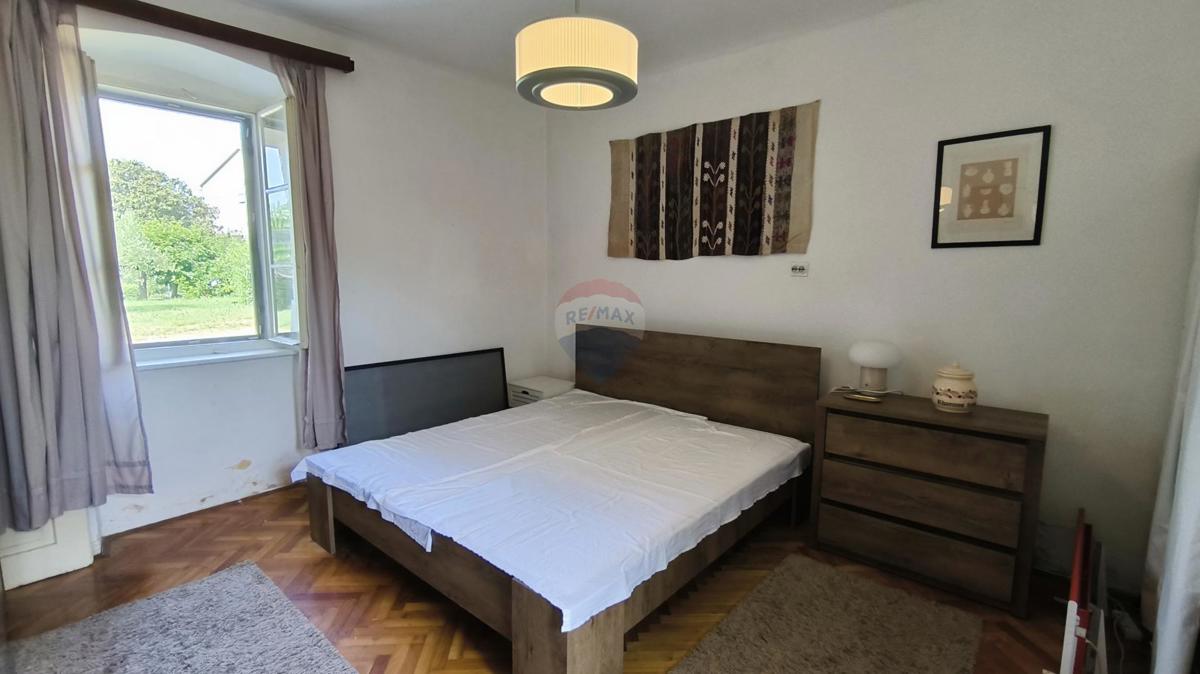 Hiša Veli vrh, Pula, 69m2