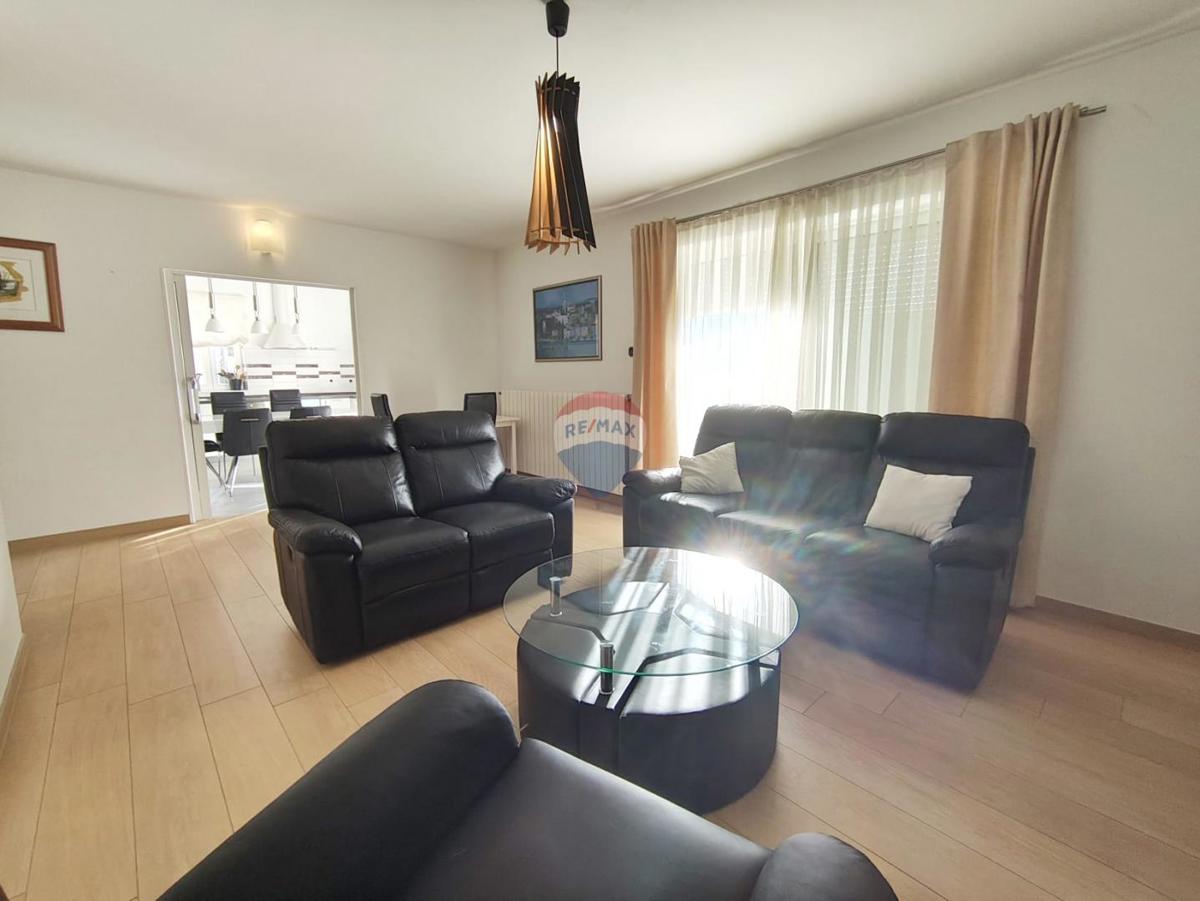 Stanovanje/Apartma Novi Vinodolski, 120,58m2