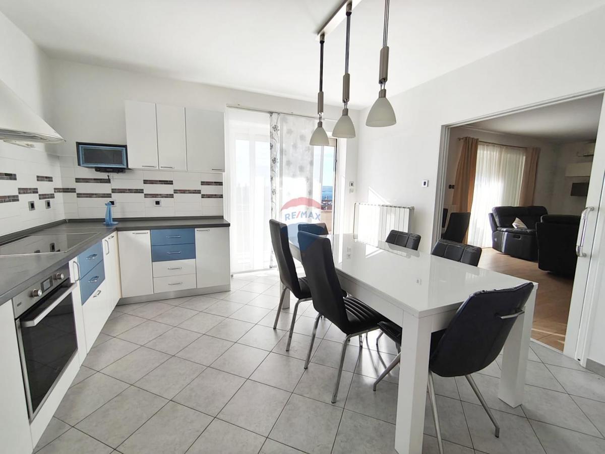 Stanovanje/Apartma Novi Vinodolski, 120,58m2