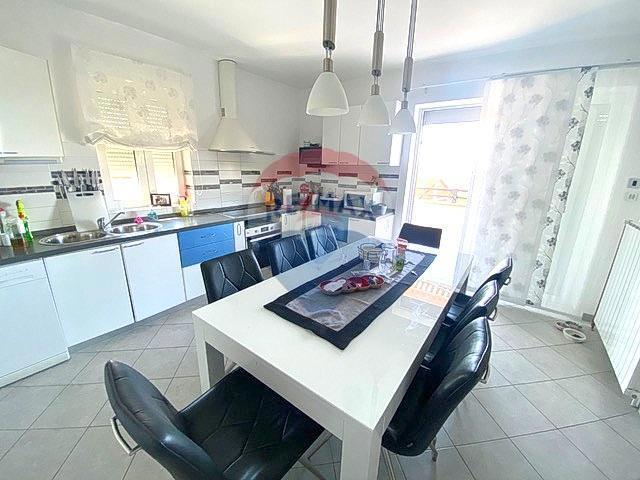Stanovanje/Apartma Novi Vinodolski, 120,58m2
