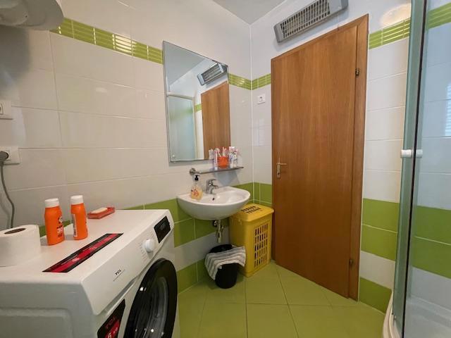 Otok Krk, Klimno, apartma, pogled na morje, 300 m od plaže