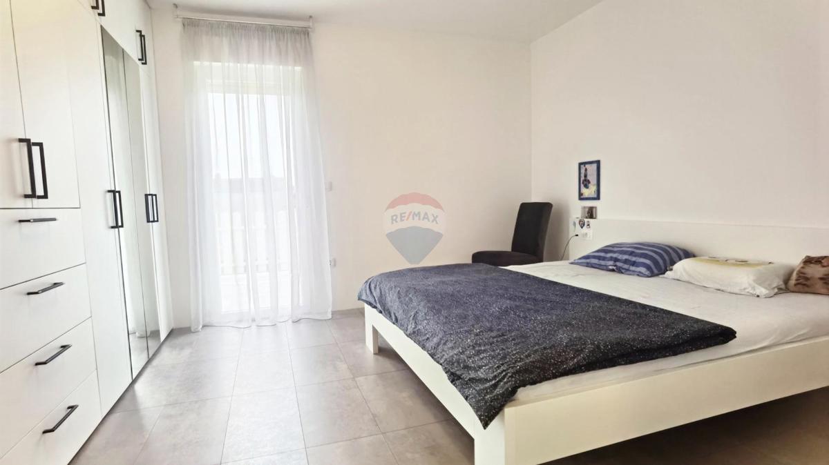 Istra, Loborika – Samostojna hiša, 225 m²