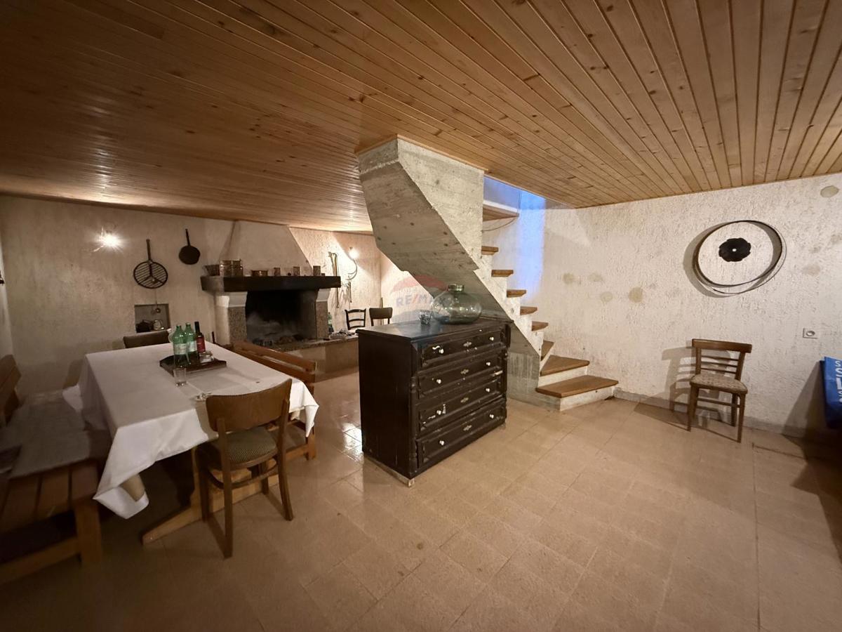 ISTRIA, ŽMINJ – Beautiful Estate with Building Land