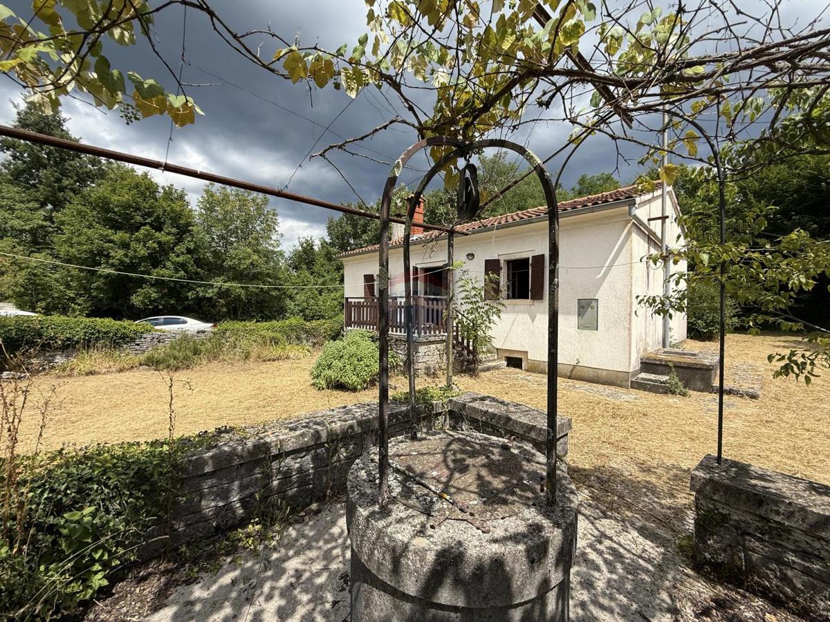 ISTRIA, ŽMINJ – Beautiful Estate with Building Land