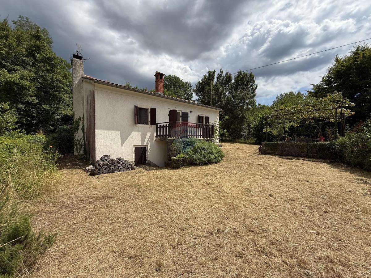 ISTRIA, ŽMINJ – Beautiful Estate with Building Land