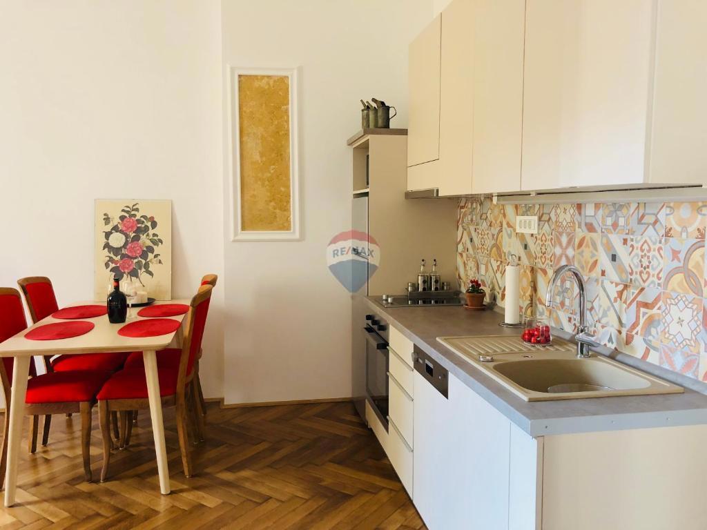 Stanovanje/Apartma Opatija - Centar, Opatija, 96m2