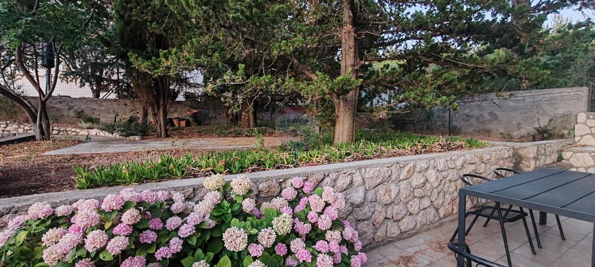 Hiša Barbat na Rabu, Rab, 350m2
