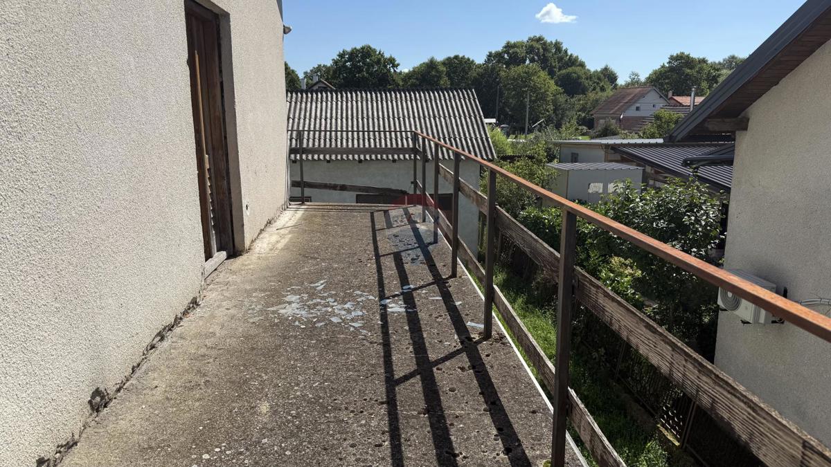 Hiša Begovići, Petrinja, 99m2