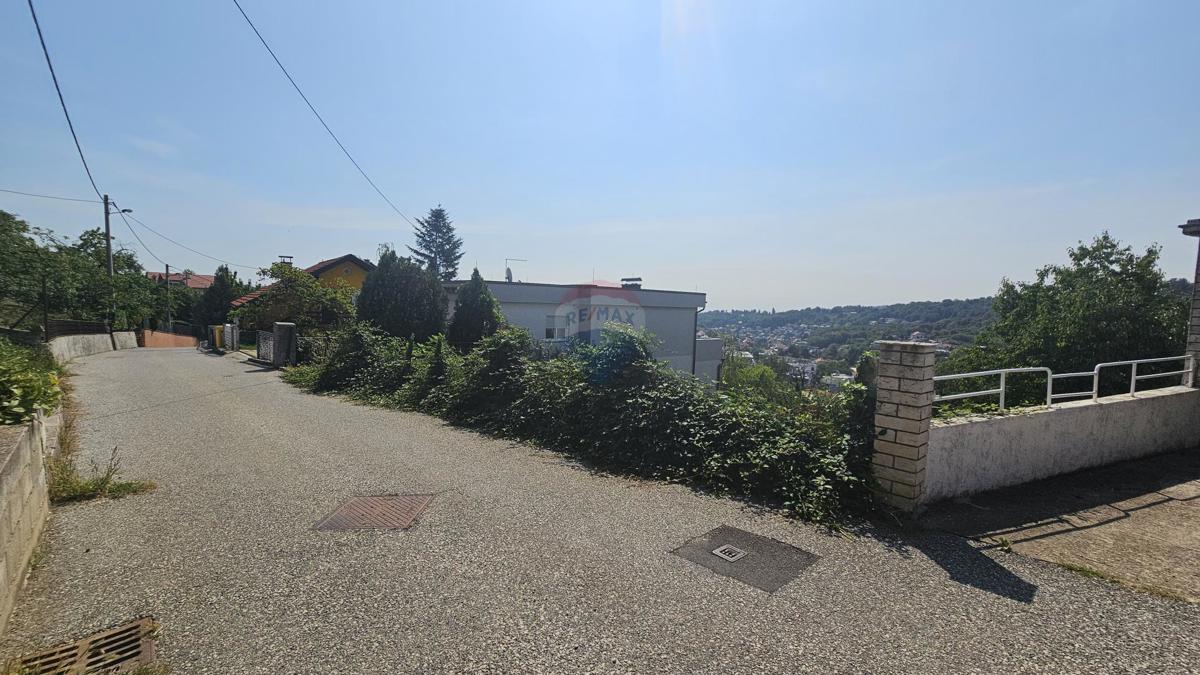 Stavbno zemljišče Šestine, Podsljeme, 831m2