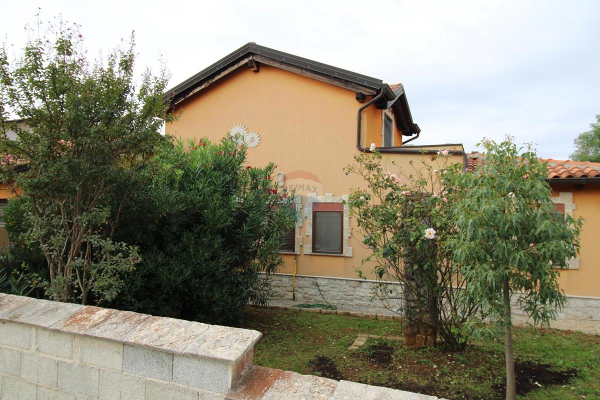 Hiša Višnjan, 140m2