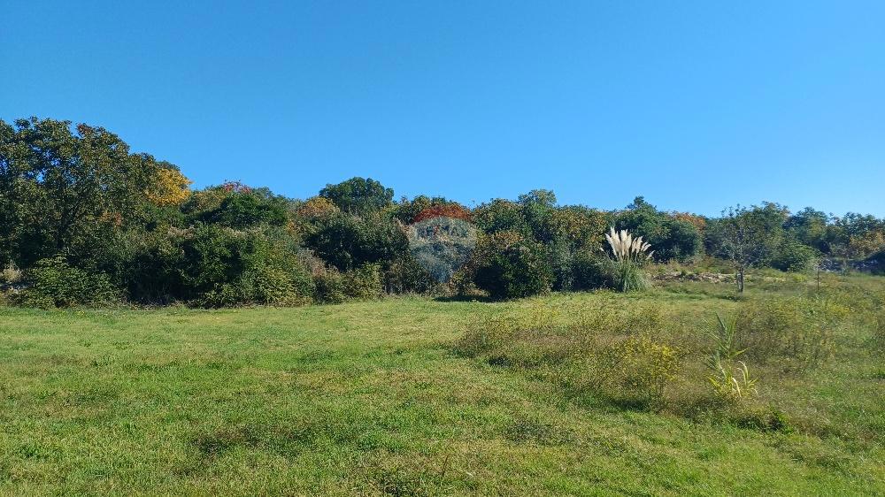 Stavbno zemljišče Pomer, Medulin, 738m2