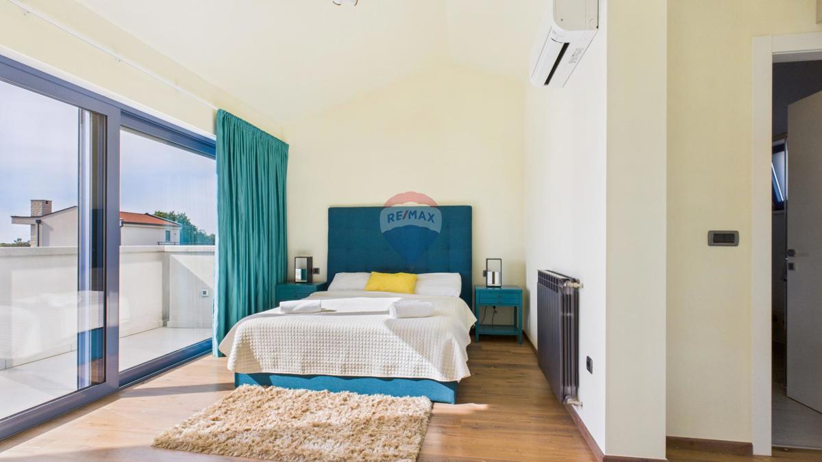 Hiša Sveti Lovreč, 230m2