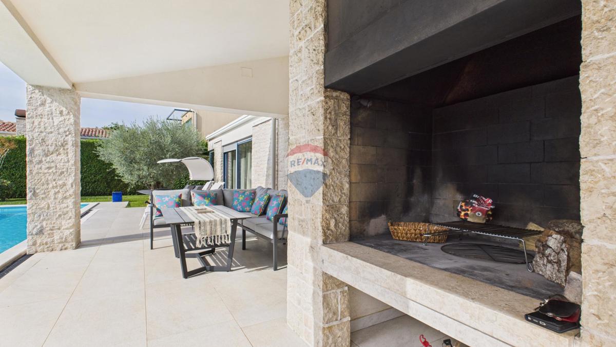 Hiša Sveti Lovreč, 230m2