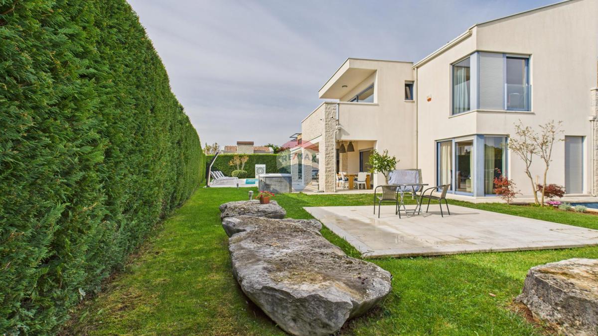 Hiša Sveti Lovreč, 230m2