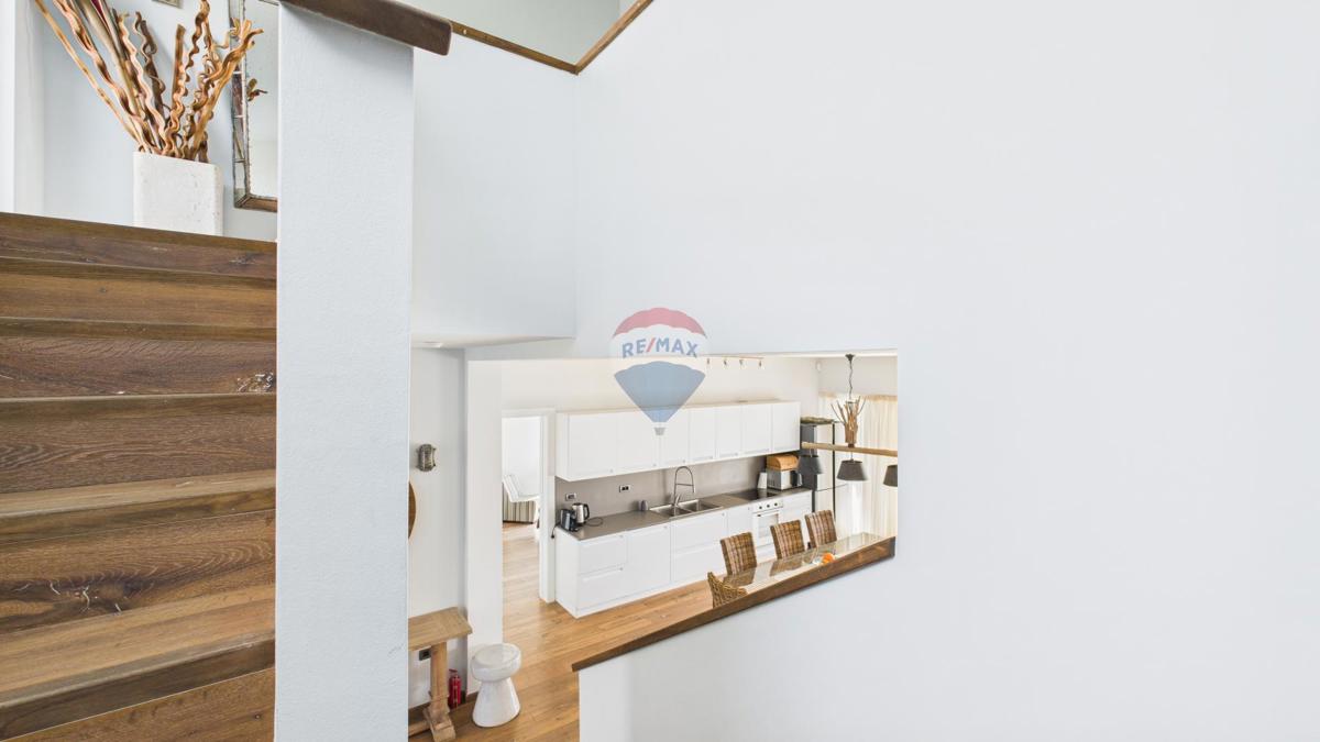 Hiša Sveti Lovreč, 230m2