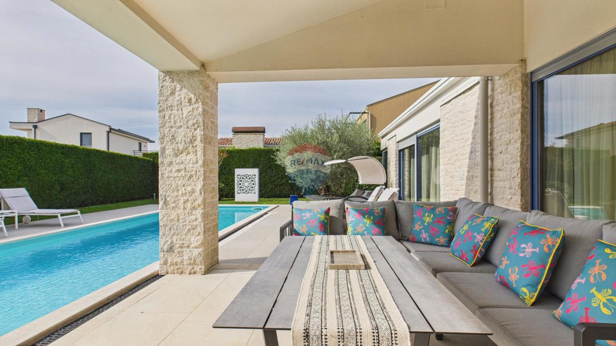 Hiša Sveti Lovreč, 230m2