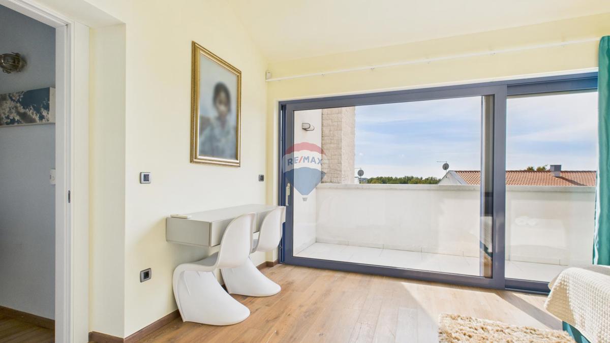 Hiša Sveti Lovreč, 230m2