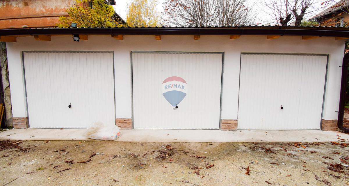 Garaža Donji grad, Donji Grad, 12,80m2